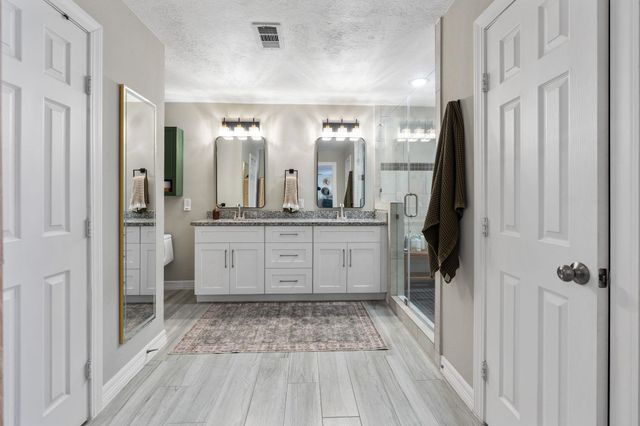 9214 Bintliff Drive, Houston, TX 77074