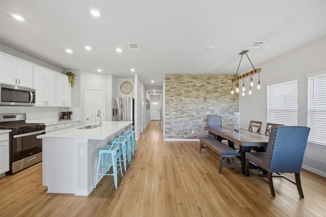 904 View DR, Georgetown, TX 78628