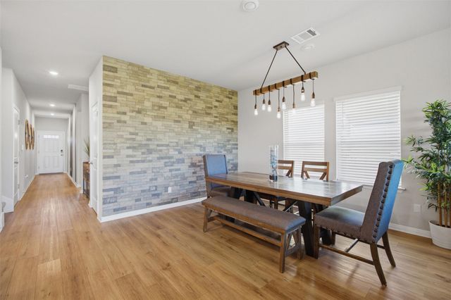 904 View DR, Georgetown, TX 78628