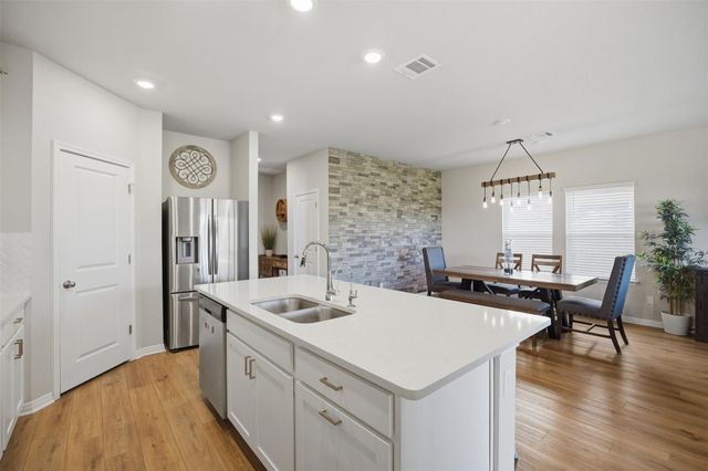 904 View DR, Georgetown, TX 78628