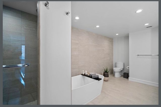 2 Battery Wharf 2408, Boston, MA 02109