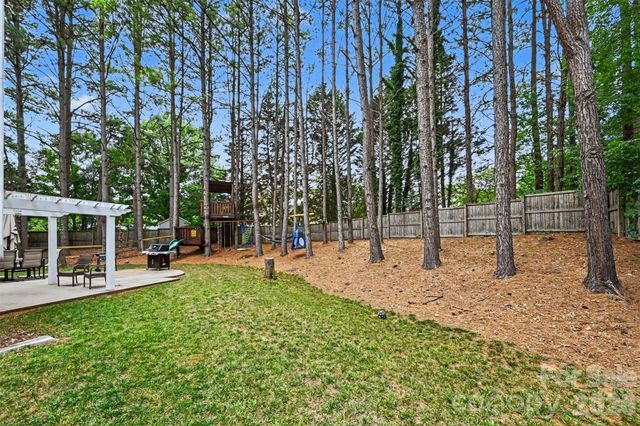 7602 Wynstone Ridge Circle, Huntersville, NC 28078