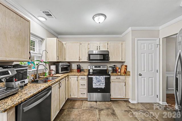7602 Wynstone Ridge Circle, Huntersville, NC 28078