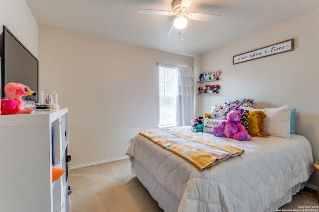 7443 Circle Farm, San Antonio, TX 78239