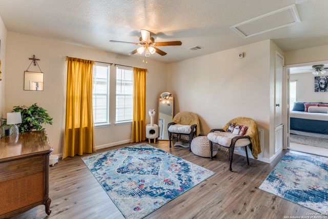 7443 Circle Farm, San Antonio, TX 78239
