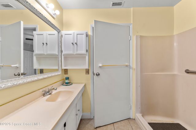 157 E Laila Drive, West Melbourne, FL 32904