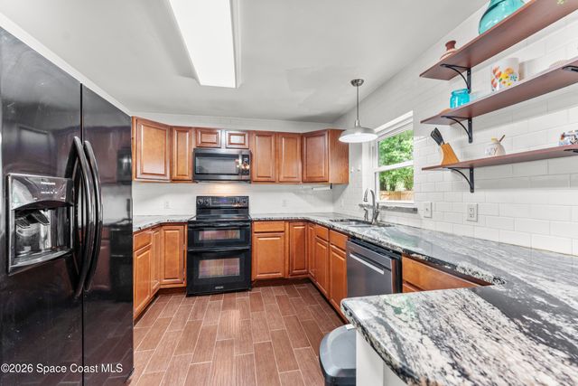 157 E Laila Drive, West Melbourne, FL 32904