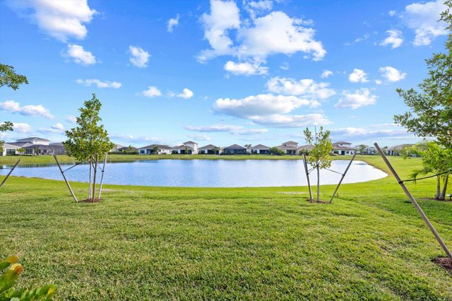 4823 Saint Armands Way, Westlake, FL 33470