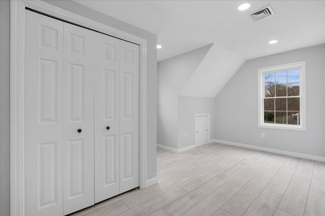 49 Orrs Avenue, Hyannis, MA 02601