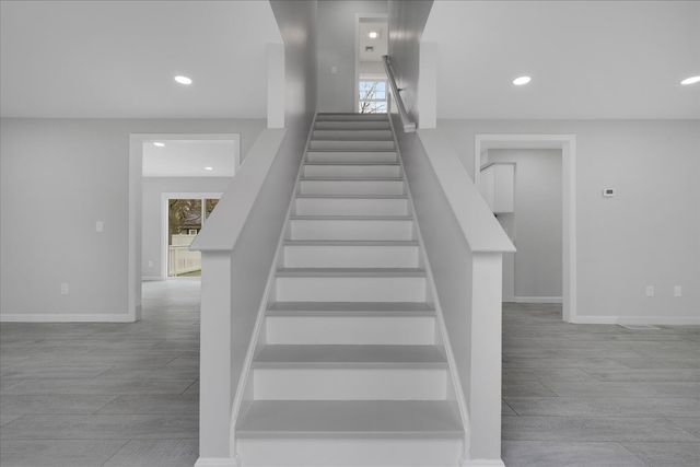 49 Orrs Avenue, Hyannis, MA 02601