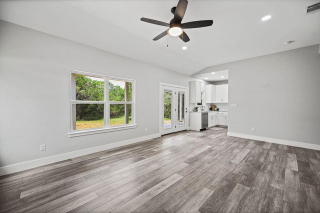 231 N Rainbow Ranch RD, Wimberley, TX 78676