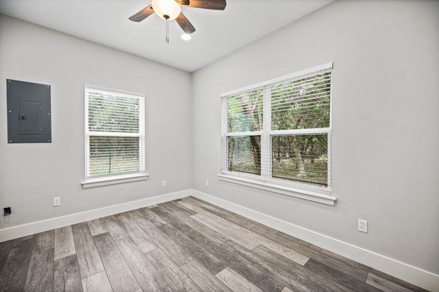 231 N Rainbow Ranch RD, Wimberley, TX 78676