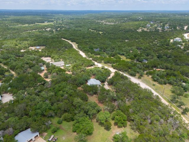231 N Rainbow Ranch RD, Wimberley, TX 78676