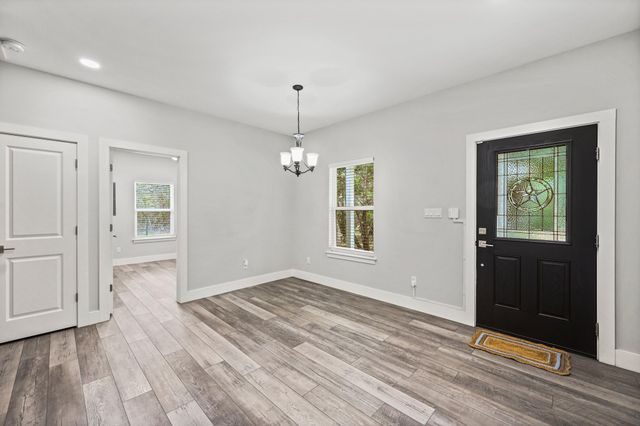 231 N Rainbow Ranch RD, Wimberley, TX 78676