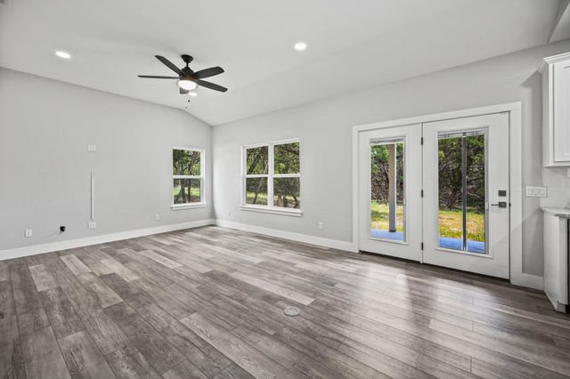 231 N Rainbow Ranch RD, Wimberley, TX 78676