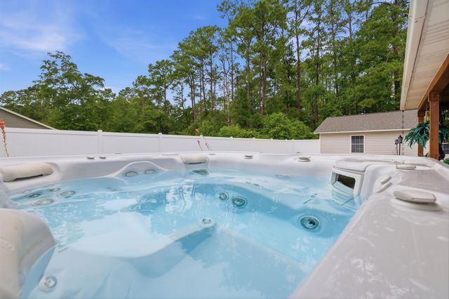 946 Fox Hollow Rd., Conway, SC 29526