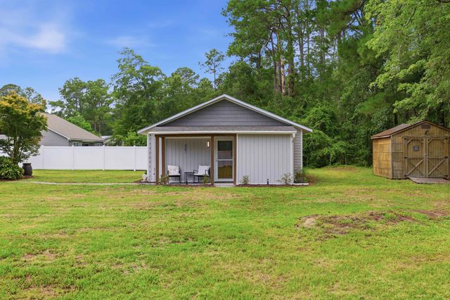 946 Fox Hollow Rd., Conway, SC 29526