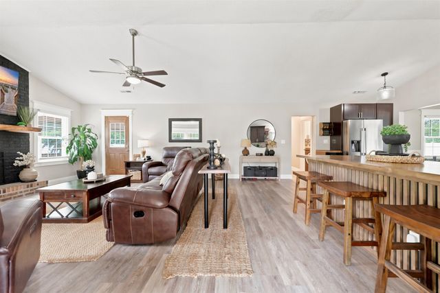 946 Fox Hollow Rd., Conway, SC 29526