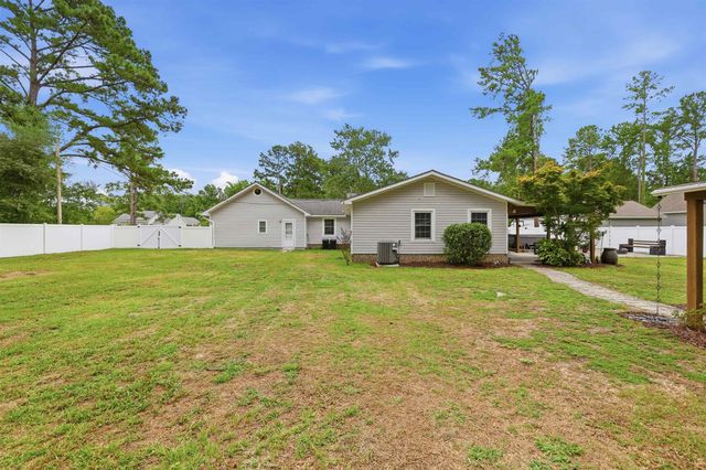 946 Fox Hollow Rd., Conway, SC 29526