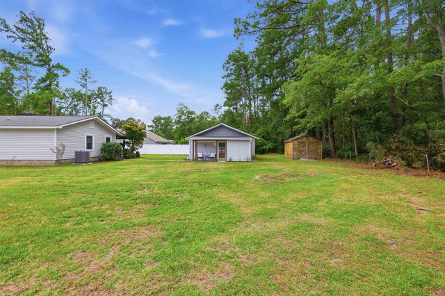 946 Fox Hollow Rd., Conway, SC 29526