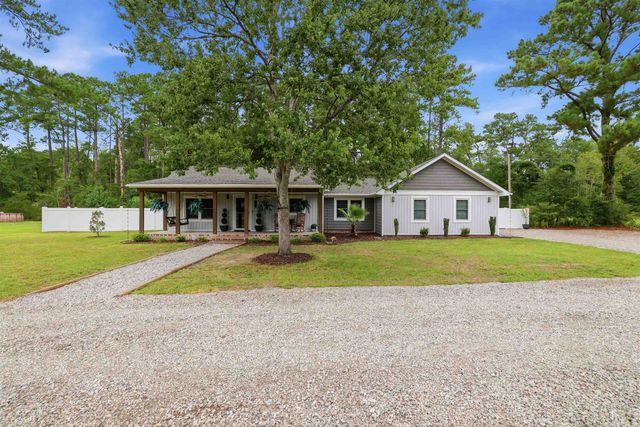 946 Fox Hollow Rd., Conway, SC 29526