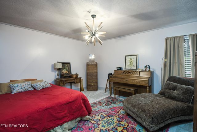 410 Berlin Drive, Knoxville, TN 37923