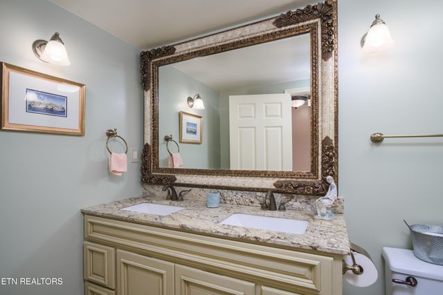 410 Berlin Drive, Knoxville, TN 37923