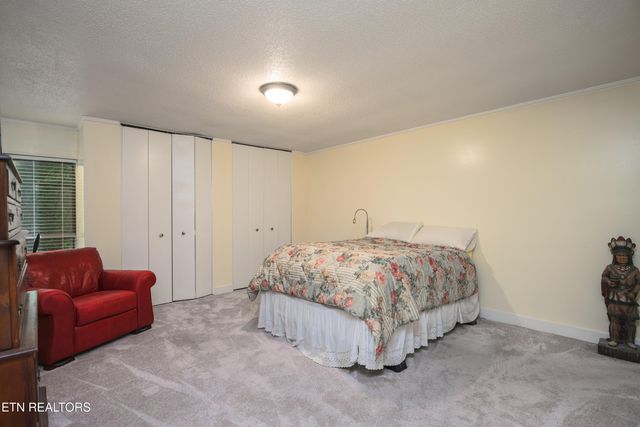 410 Berlin Drive, Knoxville, TN 37923