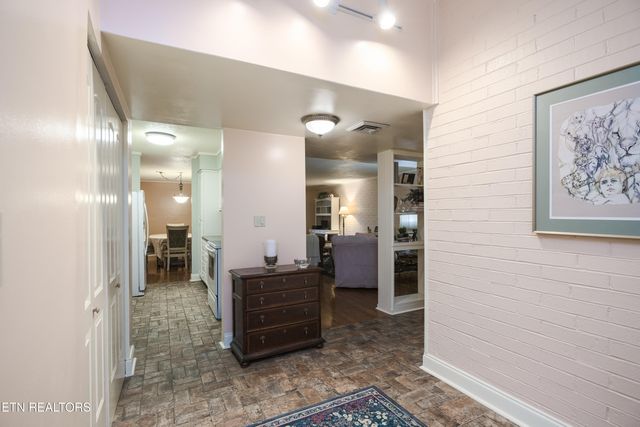 410 Berlin Drive, Knoxville, TN 37923