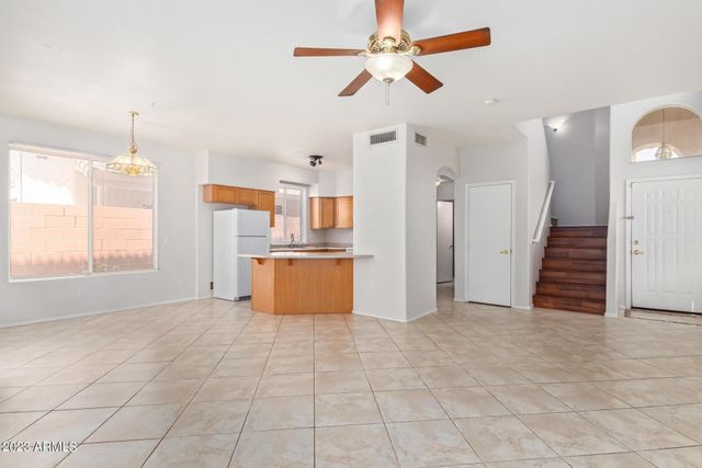 3316 E Tierra Buena Lane, Phoenix, AZ 85032