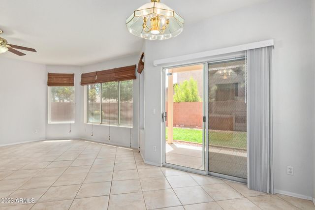 3316 E Tierra Buena Lane, Phoenix, AZ 85032