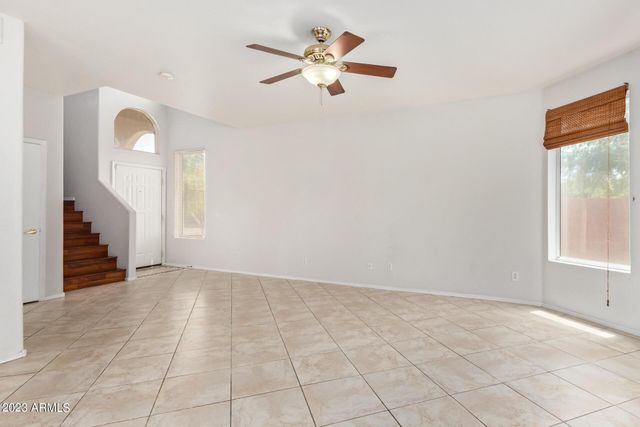 3316 E Tierra Buena Lane, Phoenix, AZ 85032