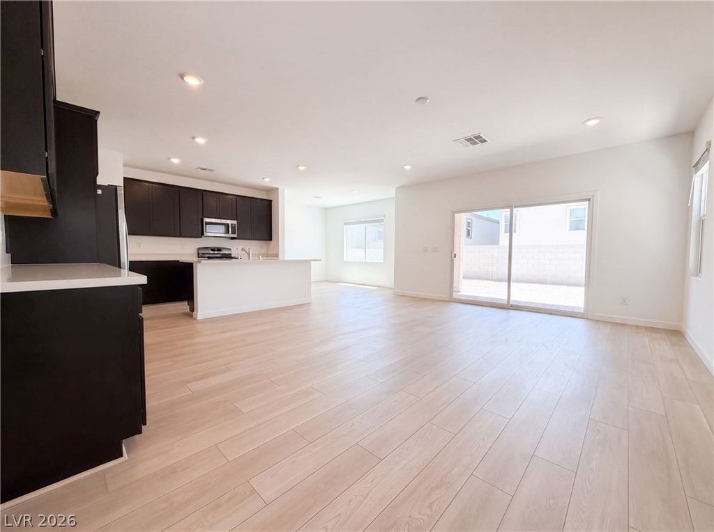 8373 West Rochelle Avenue, Las Vegas, NV 89110 — photo 3