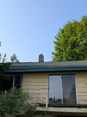 4989 W Jordan Road, Weidman, MI 48893