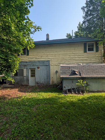 4989 W Jordan Road, Weidman, MI 48893