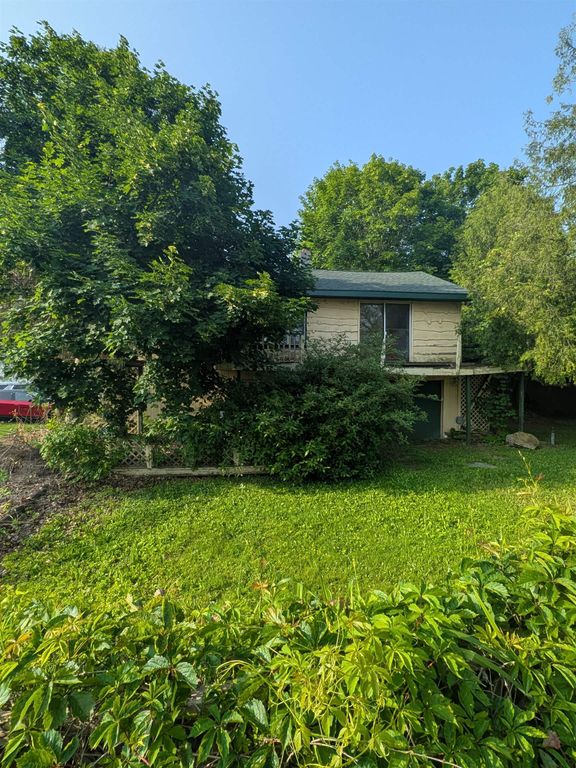 4989 W Jordan Road, Weidman, MI 48893