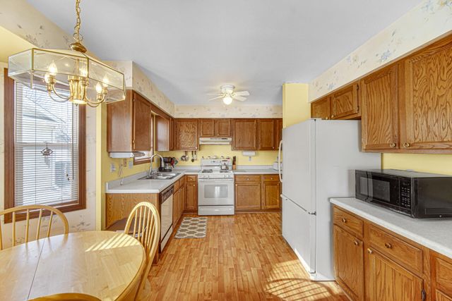 8613 Van Buren Street, Merrillville, IN 46410