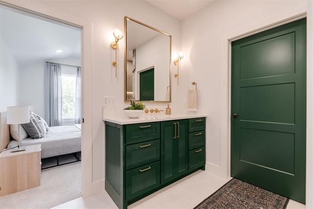 2401 Semillon Way, Edmond, OK 73012
