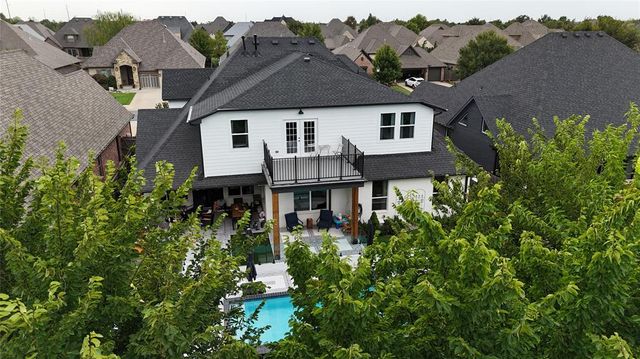 2401 Semillon Way, Edmond, OK 73012