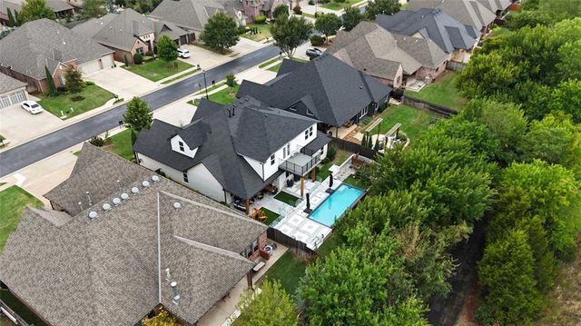 2401 Semillon Way, Edmond, OK 73012