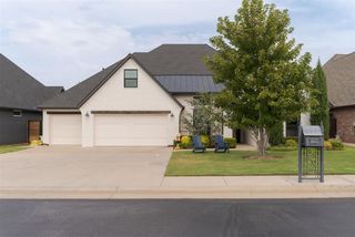2401 Semillon Way, Edmond, OK 73012