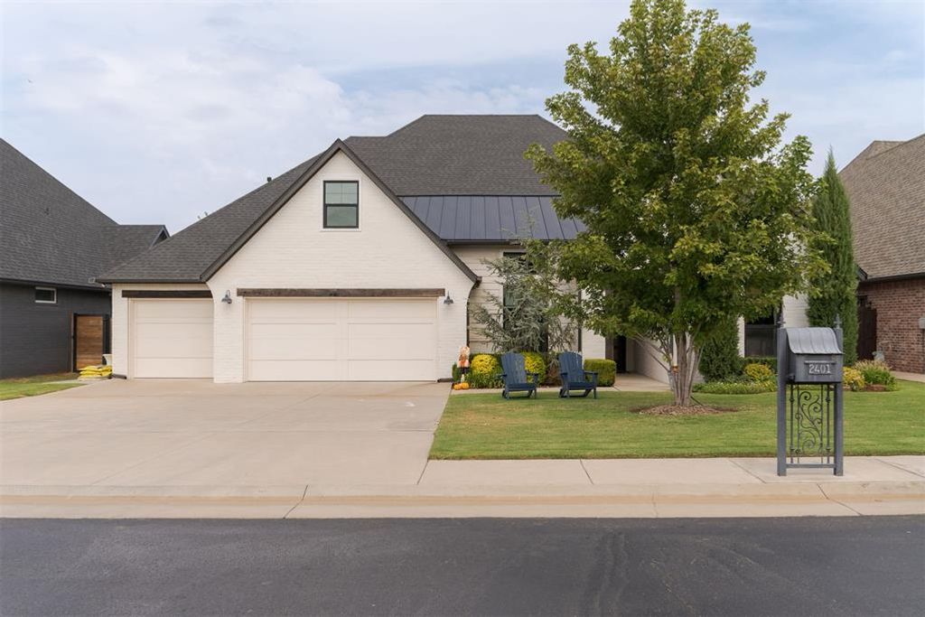2401 Semillon Way, Edmond, OK 73012