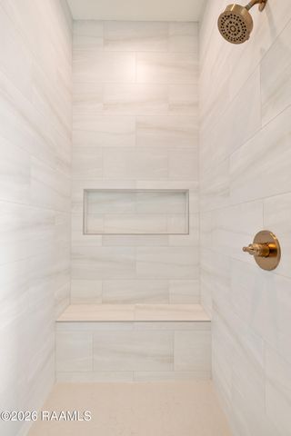 305 Grand Oak Drive, Broussard, LA 70518