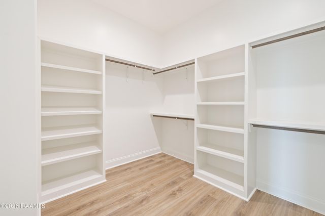 305 Grand Oak Drive, Broussard, LA 70518