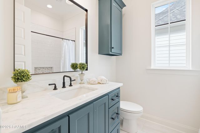 305 Grand Oak Drive, Broussard, LA 70518