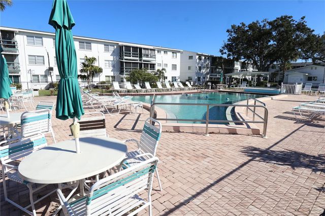 1875 SUNNY DRIVE G32, Bradenton, FL 34207