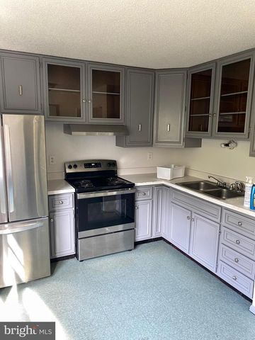 349 W RIDGE ST, Carlisle, PA 17013