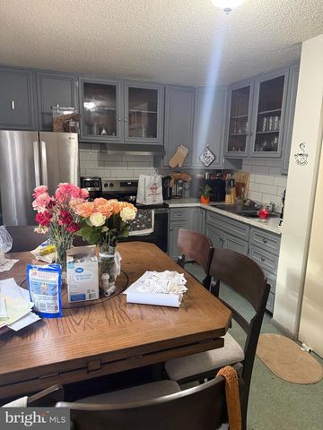 349 W RIDGE ST, Carlisle, PA 17013