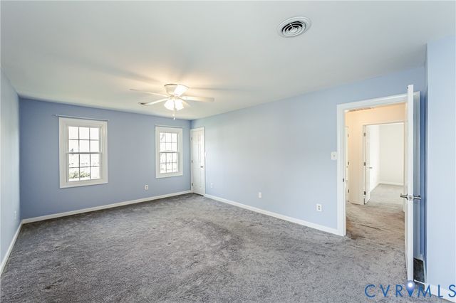 9645 Kingscroft Dr, Glen Allen, VA 23060