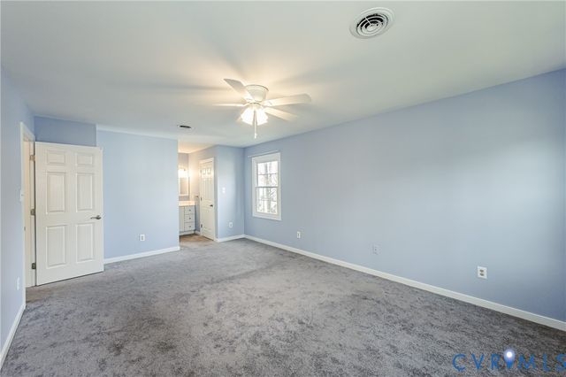 9645 Kingscroft Dr, Glen Allen, VA 23060